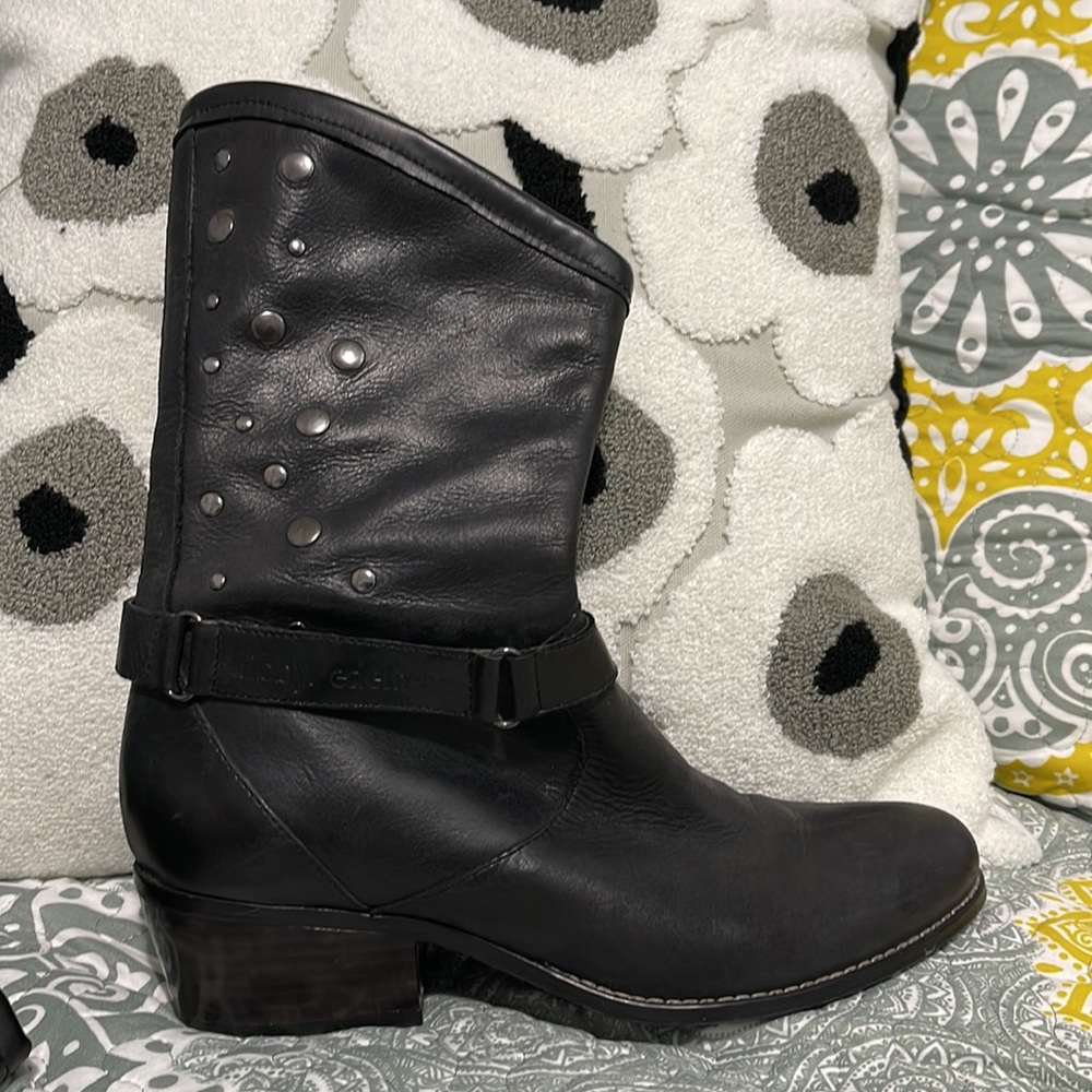 LIBBY EDELMAN Black Leather and Gunmetal Hardware Boots